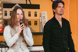 Outuo (Alexandra Salmela & J.P. Laitinen). Photo by Riikka Vaahtera