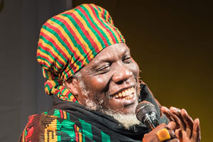 Mutabaruka (JM), Annikin Runofestivaali 2015. Kuva: Eino Ansio