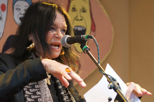 Anne Waldman (USA), Annikin Runofestivaali 2013. Kuva: Teemu Juutilainen