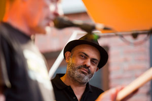 Hassan Blasim (IK & FI) ja J.K. Ihalainen, Annikin Runofestivaali 2014. Kuva: Aliisa Piirla